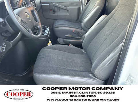 2023 Chevrolet Express 2500