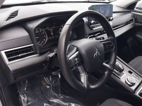 2024 Mitsubishi Outlander SE Black Edition