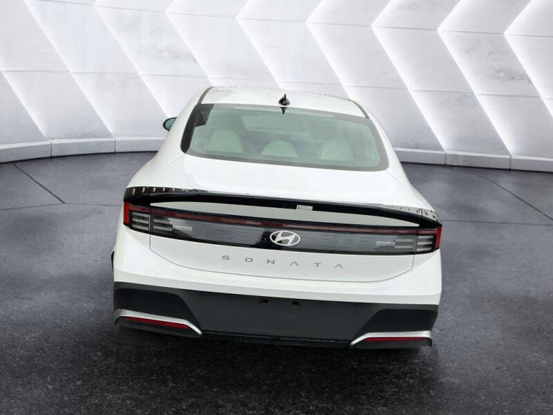 2025 Hyundai Sonata SE