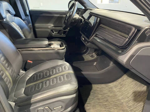 2022 Rivian R1T Adventure