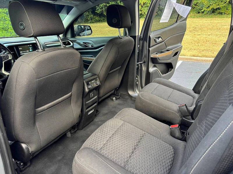 2019 GMC Acadia SLE-2