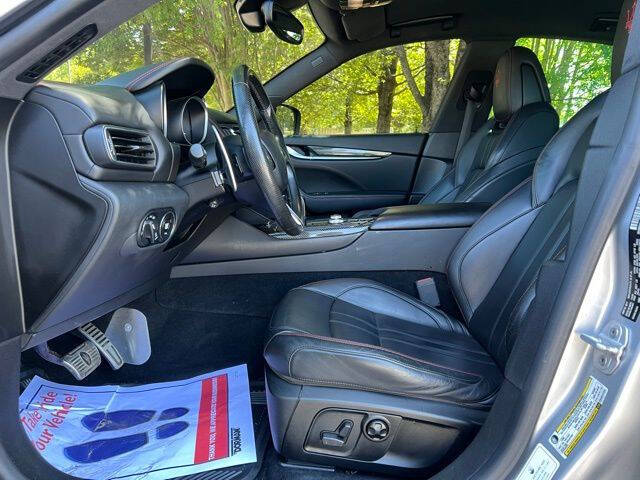 MaseratiLevante12