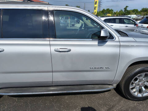 2015 GMC Yukon XL SLT