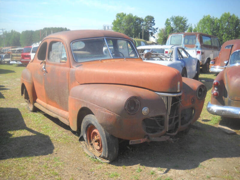 1941 Ford Deluxe