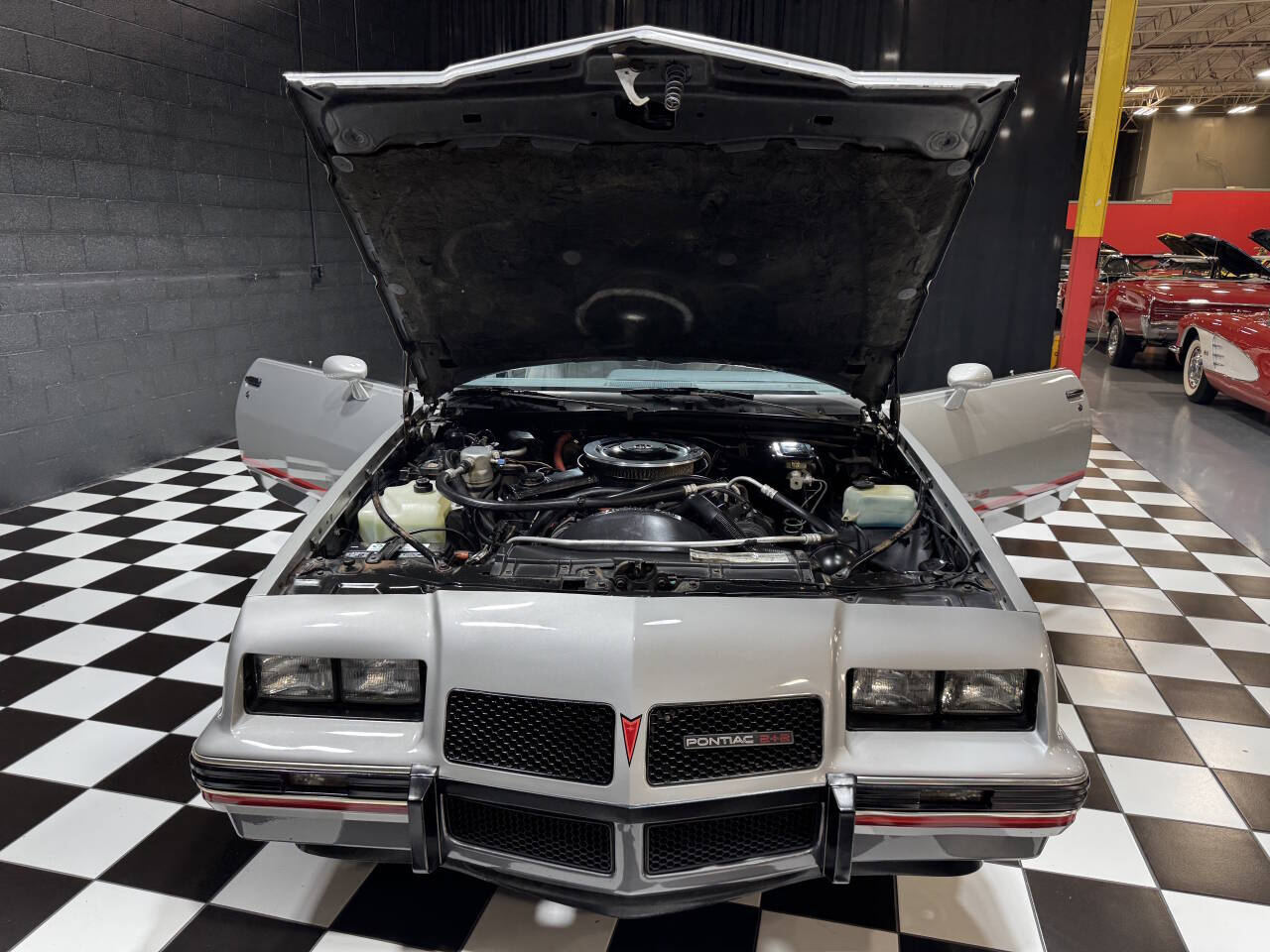 1986 Pontiac Grand Prix 46