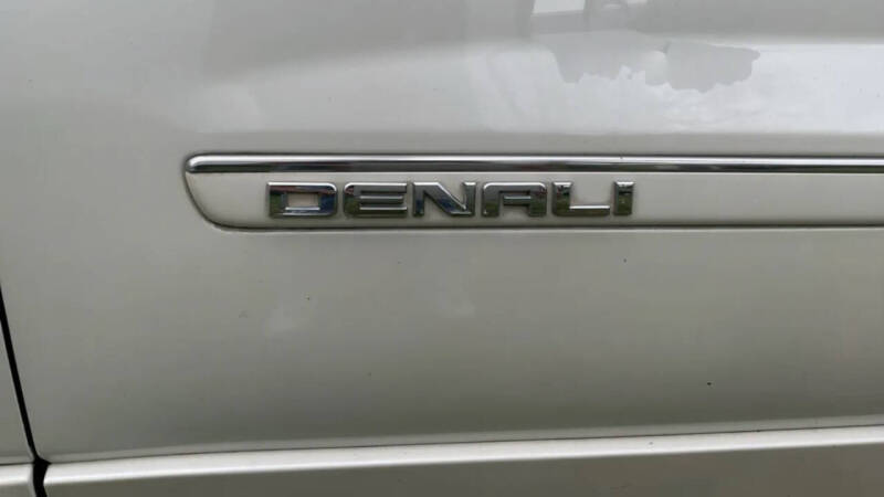 2014 GMC Acadia Denali