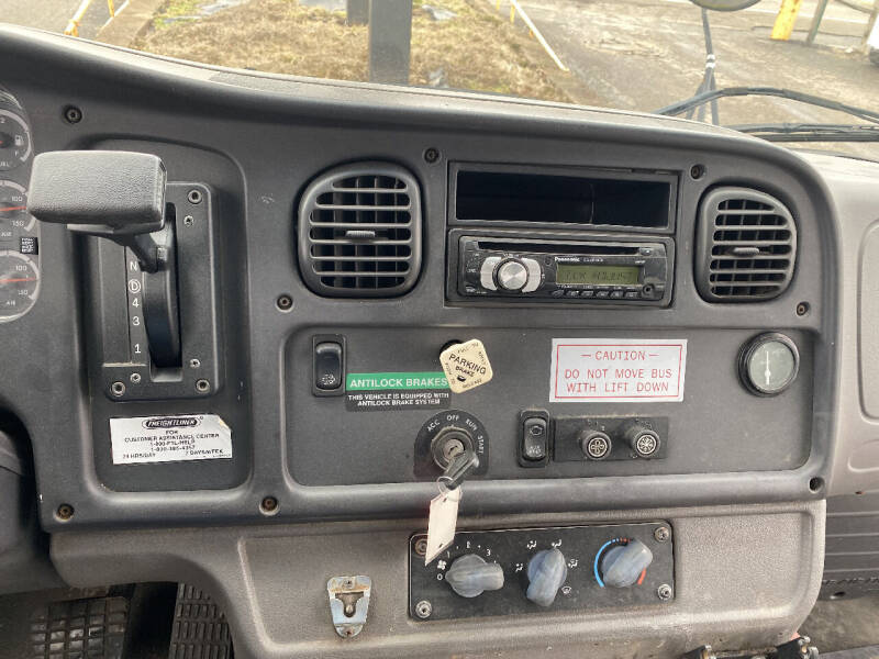 2008 Freightliner B2 Chassis