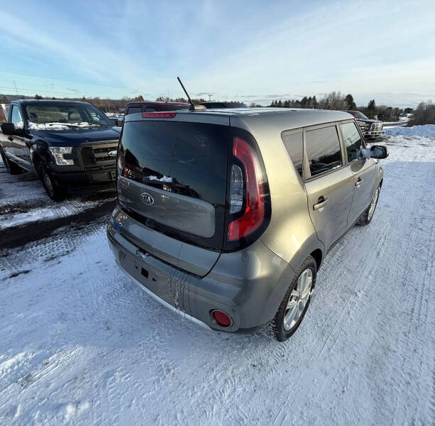 2018 Kia Soul +