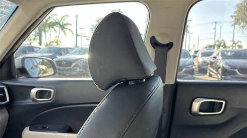 2022 Hyundai Venue Limited