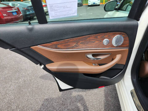 2017 Mercedes-Benz E-Class E 300 4MATIC