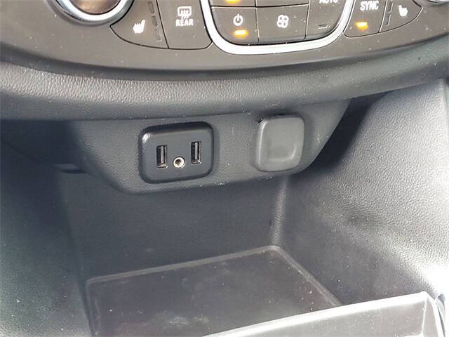 2018 Chevrolet Traverse LT Cloth