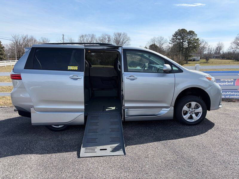 2019 Toyota Sienna