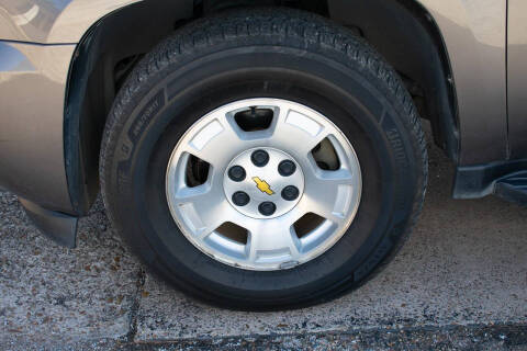 2012 Chevrolet Suburban LS