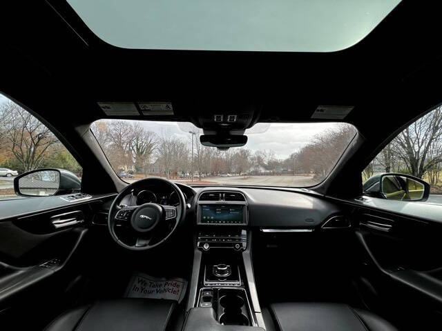 2020 Jaguar F-PACE 25t Premium