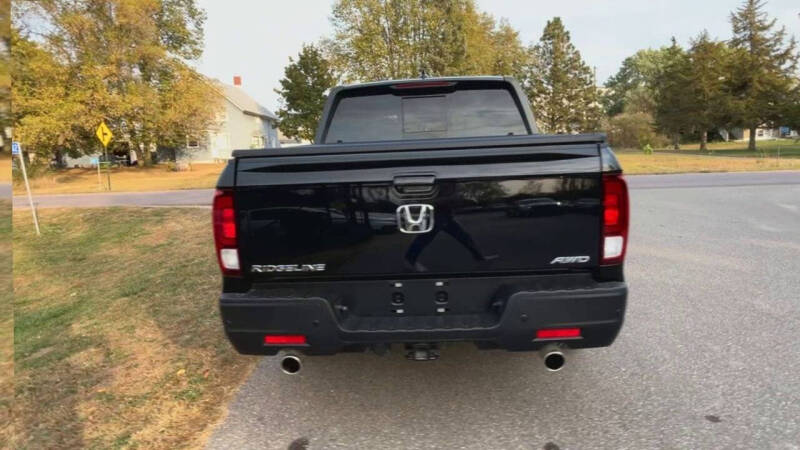 2023 Honda Ridgeline Black Edition photo 4