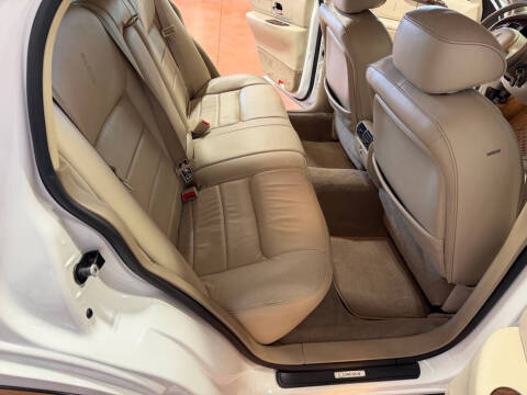 2002 Lincoln Town Car Executive