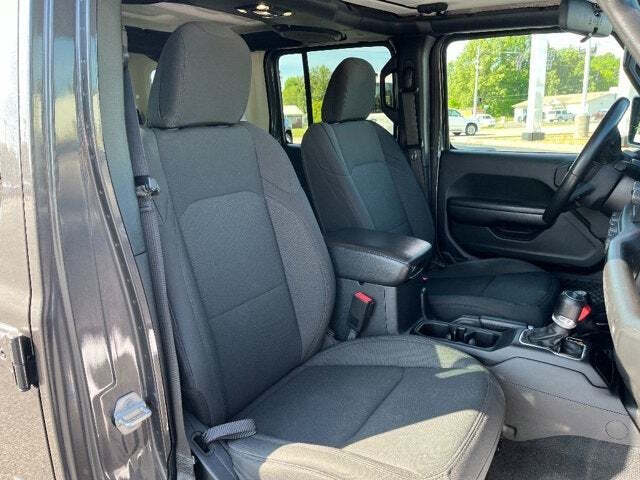 2020 Jeep Wrangler Unlimited 12