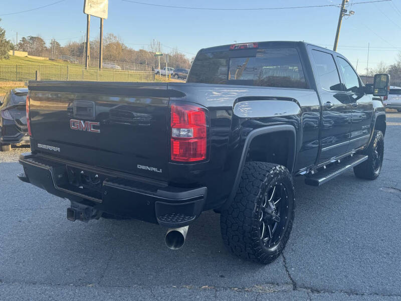 2016 GMC Sierra 2500HD Denali