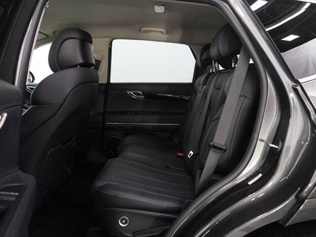 2025 Genesis GV80 2.5T Standard