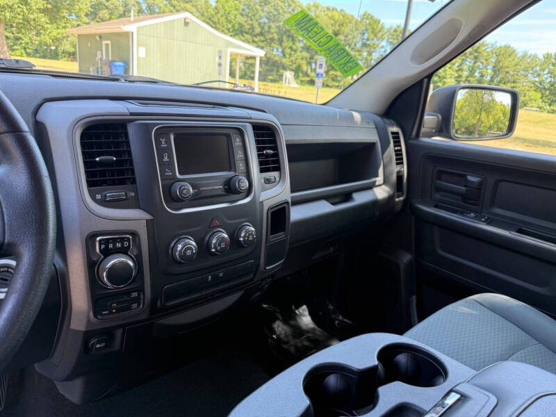 2017 RAM 1500 Express