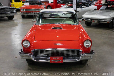 1957 Ford Thunderbird