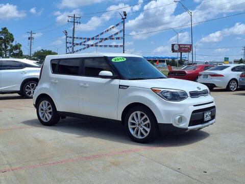 2019 Kia Soul +