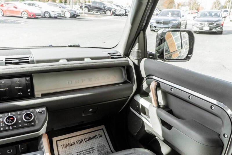 2023 Land Rover Defender 110 S