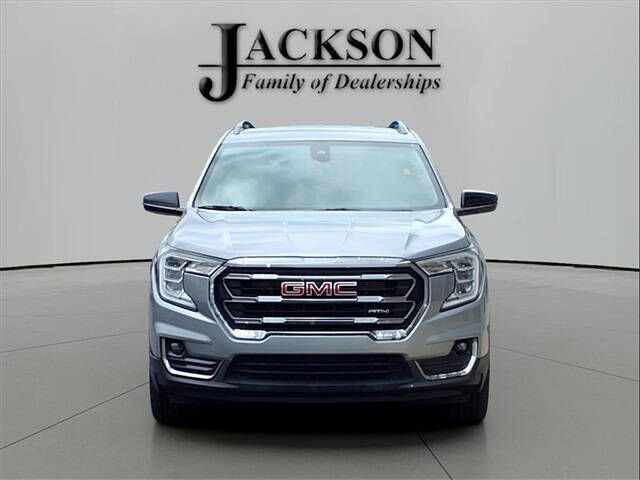 2023 GMC Terrain AT4