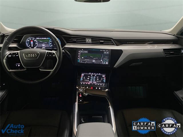 2023 Audi e-tron quattro Premium Plus