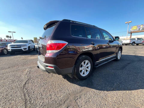 2012 Toyota Highlander SE