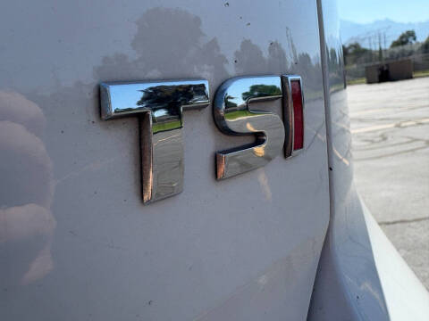 2016 Volkswagen Golf TSI S