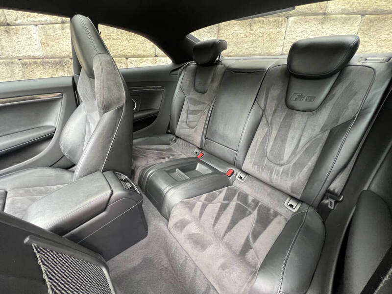 2009 Audi S5 quattro