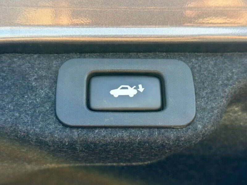 2018 Lexus ES 300h