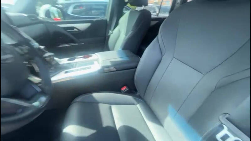 2025 Lexus LX 600 F SPORT Handling