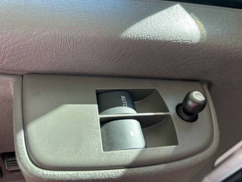 2025 Chevrolet Express 3500