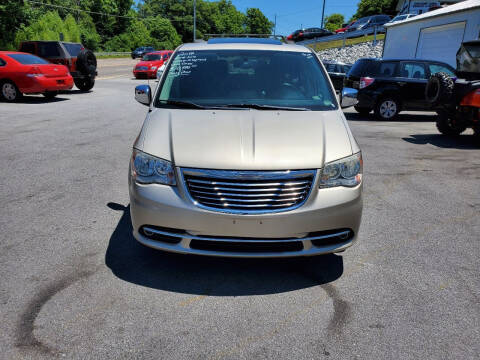 2014 Chrysler Town and Country for sale at DISCOUNT AUTO SALES in Johnson City TN