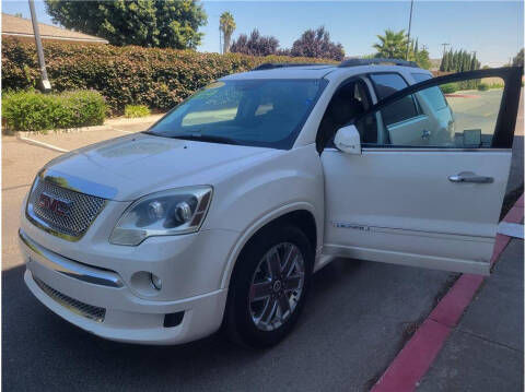 2011 GMC Acadia Denali