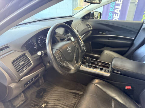 2017 Acura RLX w/Advance