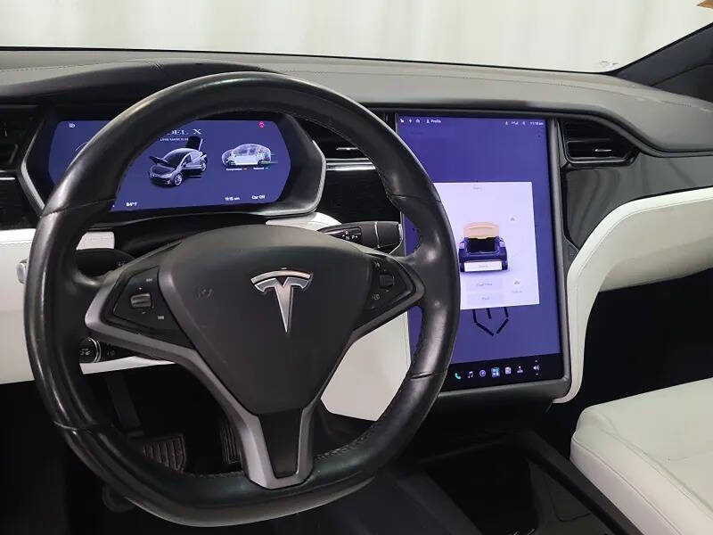 2020 Tesla Model X Long Range Plus