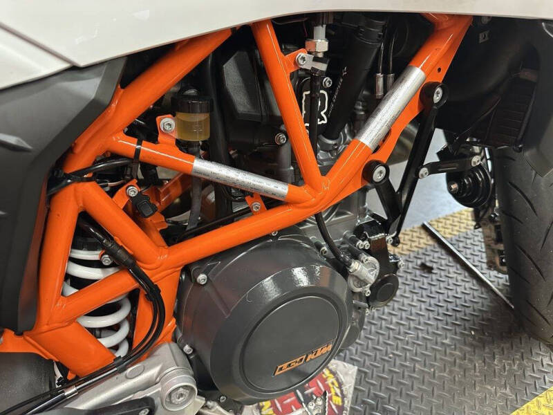 2019 KTM 690 SMC R
