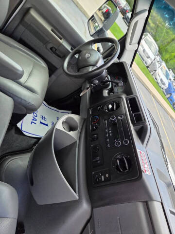 2019 Ford E-Series