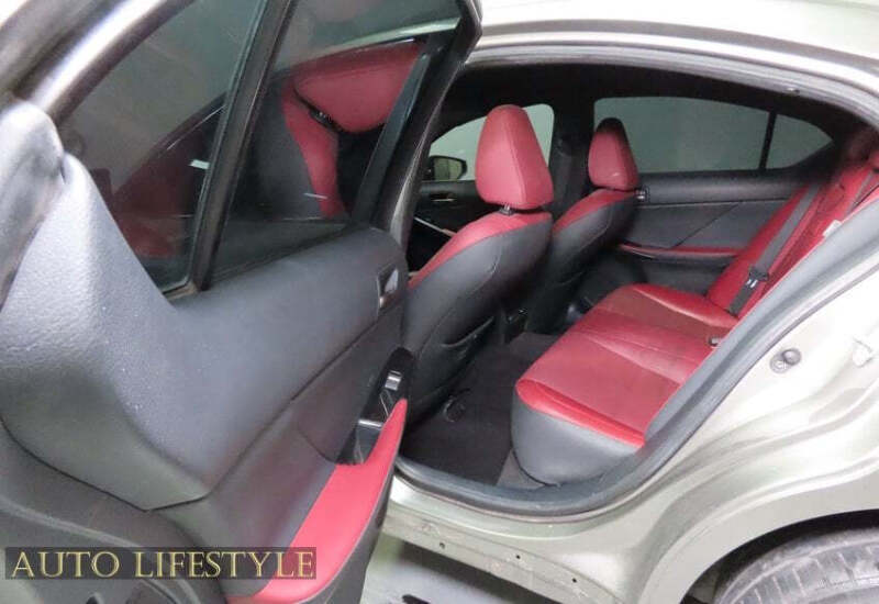 2021 Lexus IS 300