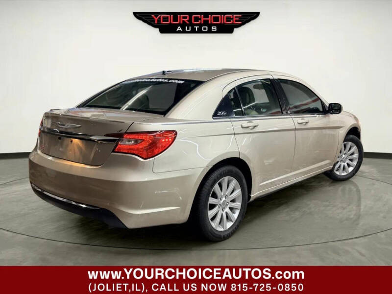 2013 Chrysler 200 Touring