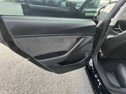 2019 Tesla Model 3 Performance