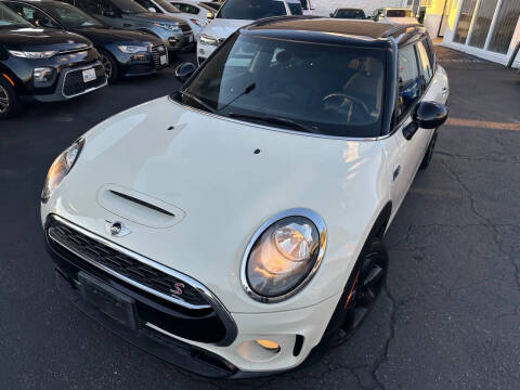 2017 MINI Clubman Cooper S