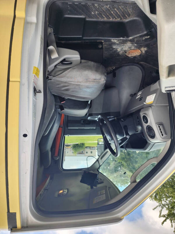 2018 Ford E-Series E-450 SD