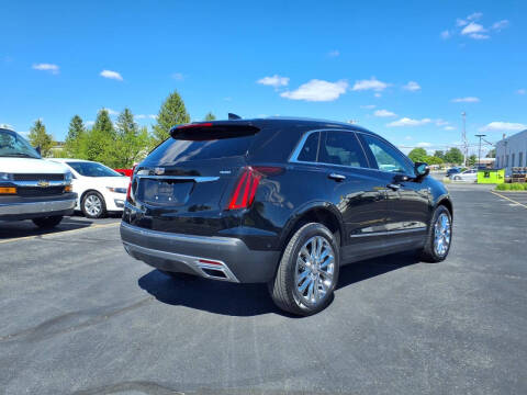 2022 Cadillac XT5 Premium Luxury