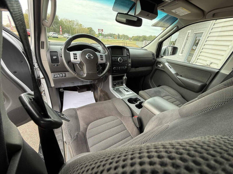 2012 Nissan Pathfinder SV