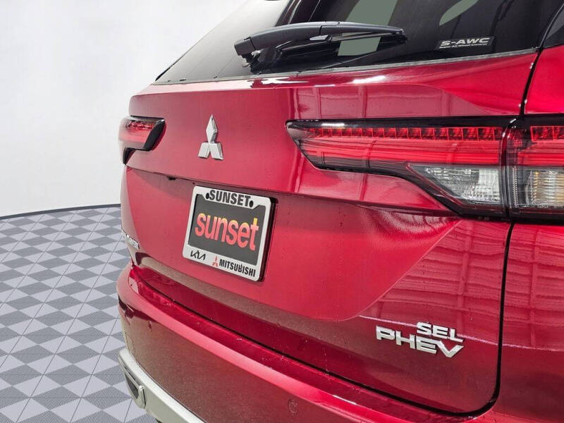 2025 Mitsubishi Outlander PHEV
