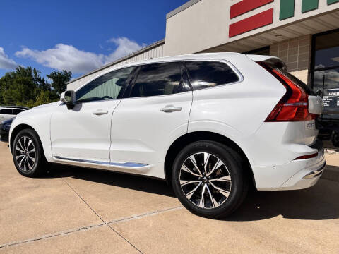 2023 Volvo XC60 B5 Plus Bright Theme